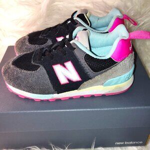 Pre-Owned New Balance Girls Size 8